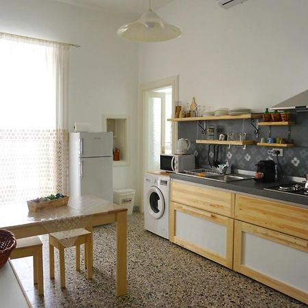 Terrazza Alma Bianca Apartment Ostuni Bagian luar foto