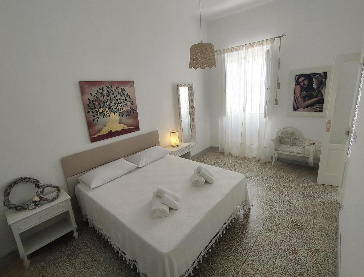 Terrazza Alma Bianca Apartment Ostuni Bagian luar foto