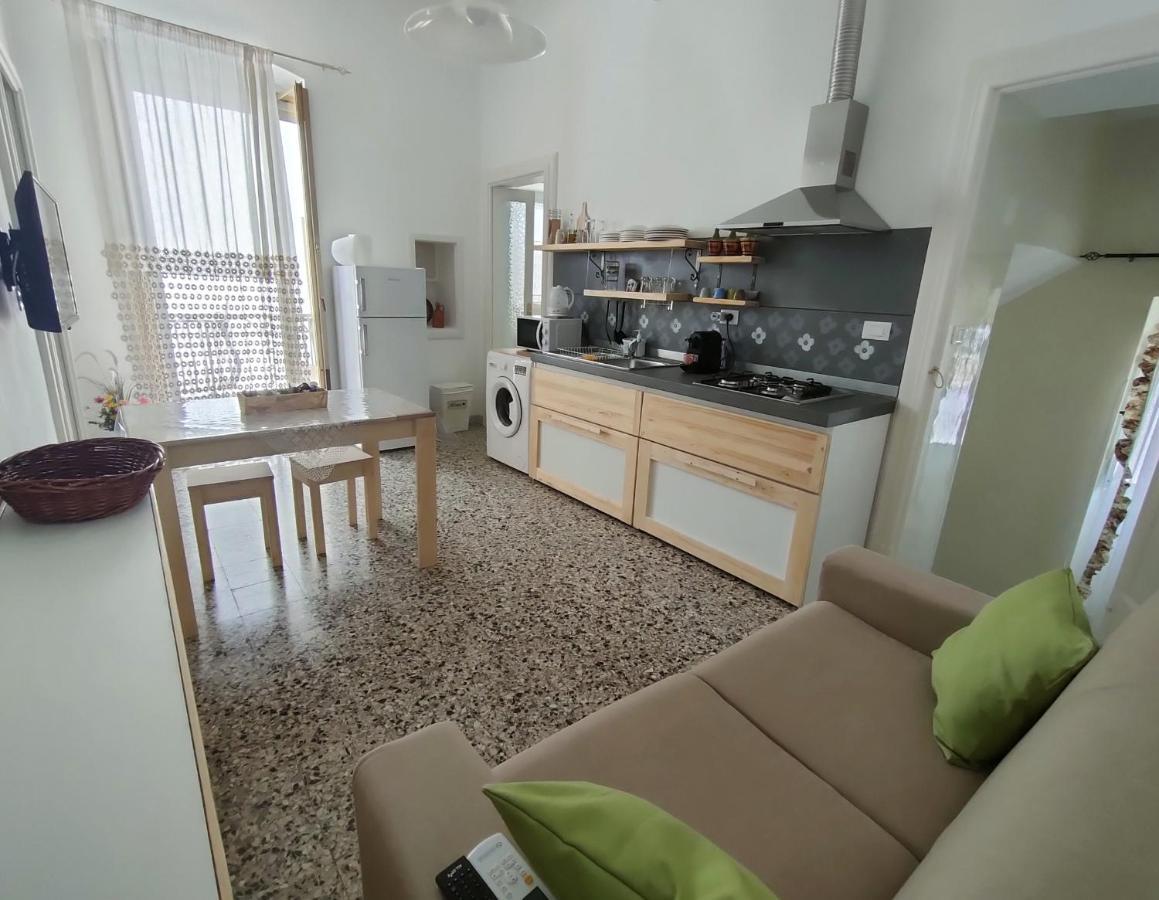 Terrazza Alma Bianca Apartment Ostuni Bagian luar foto